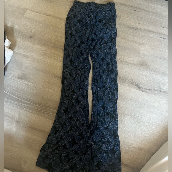 Evereve Matching Set High-Waisted Pants Size XS Lightweight with Pattern - Picture 1 of 2